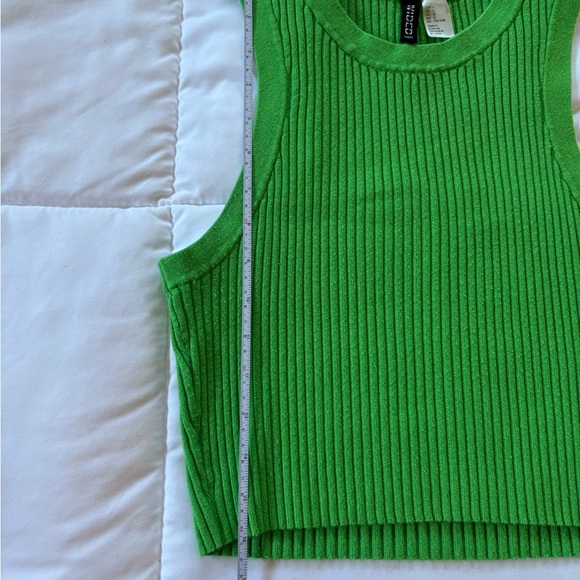 H&M Green Ribbed Tank Top - Picture 4 of 7